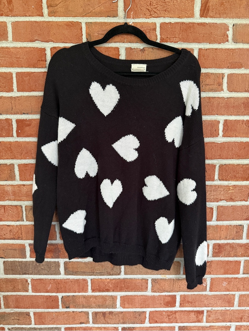 Black Heart-Print Crewneck Sweater